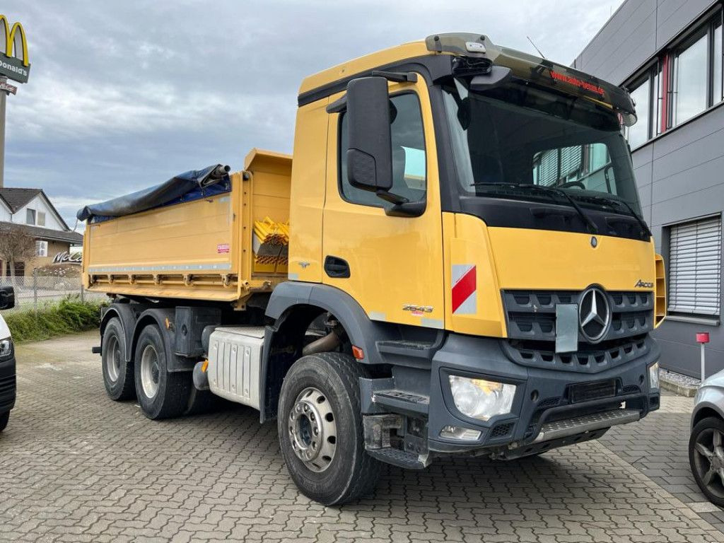 Mercedes-Benz Arocs 2643 K 6x4 3-Achs Kipper Blatt/Blatt, AP A - Tippbil lastbil: bild 2 Mercedes-Benz Arocs 2643 K 6x4 3-Achs Kipper Blatt/Blatt, AP A - Tippbil lastbil: bild 2