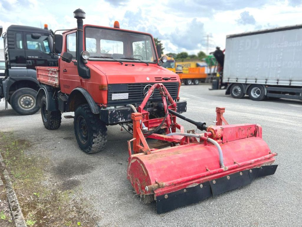 Mercedes-Benz Unimog U 424 2-Achs Allradkipper Front+Heckhydra - Tippbil lastbil: bild 2 Mercedes-Benz Unimog U 424 2-Achs Allradkipper Front+Heckhydra - Tippbil lastbil: bild 2