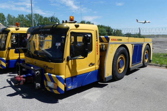 Pushback Kamag Towbear - Pushbacktraktor: bild 1 Pushback Kamag Towbear - Pushbacktraktor: bild 1