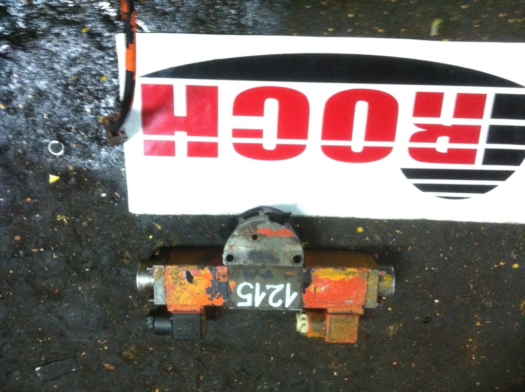 KRACHT WL4 SFZ04XP2 EK1 Z610 - 1 SEKCYJNY + KOŚĆ + CEWKI - Hydraulventil för Byggmaskiner: bild 1 KRACHT WL4 SFZ04XP2 EK1 Z610 - 1 SEKCYJNY + KOŚĆ + CEWKI - Hydraulventil för Byggmaskiner: bild 1
