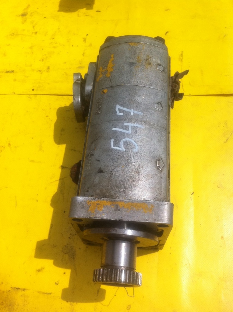 TUROLLA SUNDSTRAND TE/D234 - Hydraulpump för Byggmaskiner: bild 1 TUROLLA SUNDSTRAND TE/D234 - Hydraulpump för Byggmaskiner: bild 1