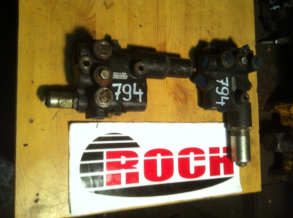 WABCO 0034773970150 4773970126 - Hydraulventil för Byggmaskiner: bild 1 WABCO 0034773970150 4773970126 - Hydraulventil för Byggmaskiner: bild 1