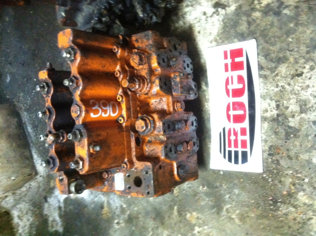 ZEXEL 307842-0040 31994 427 1412 - 9 SEKCYJNY - Hydraulventil för Byggmaskiner: bild 1 ZEXEL 307842-0040 31994 427 1412 - 9 SEKCYJNY - Hydraulventil för Byggmaskiner: bild 1