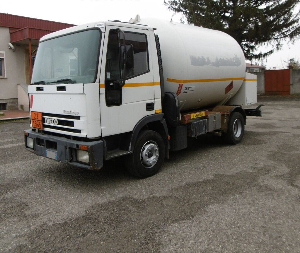 IVECO - Tankbil: bild 2 IVECO - Tankbil: bild 2