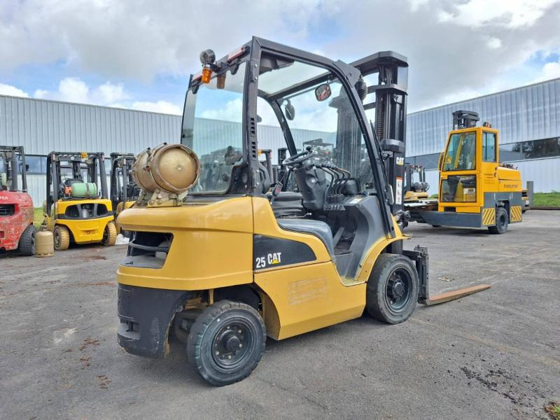 Caterpillar GP25N - Gasoltruck: bild 5 Caterpillar GP25N - Gasoltruck: bild 5