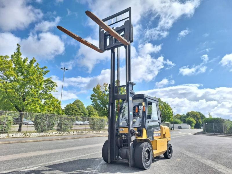 Caterpillar GP50K - Gasoltruck: bild 5 Caterpillar GP50K - Gasoltruck: bild 5