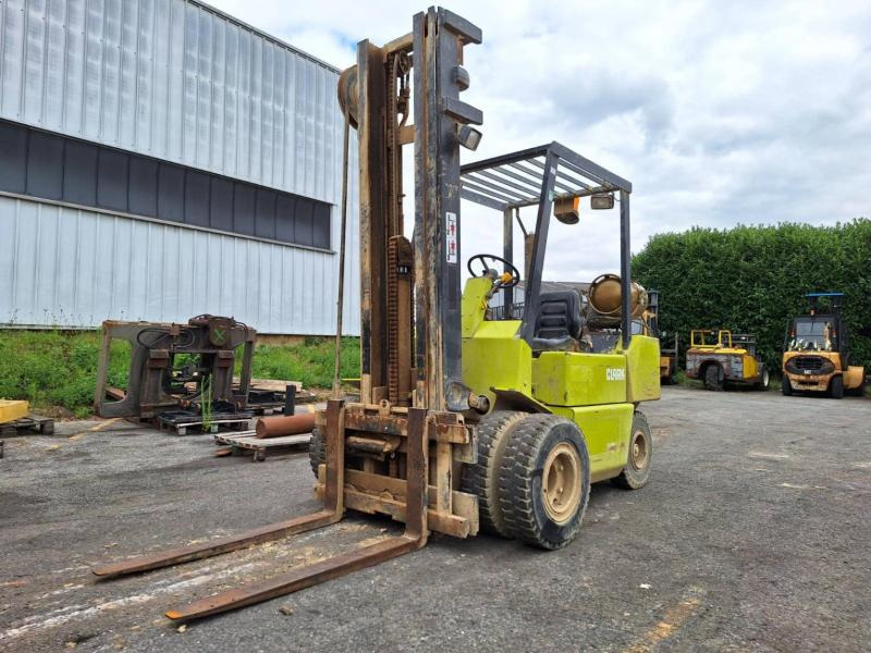Clark GPM30 - Gasoltruck: bild 1 Clark GPM30 - Gasoltruck: bild 1