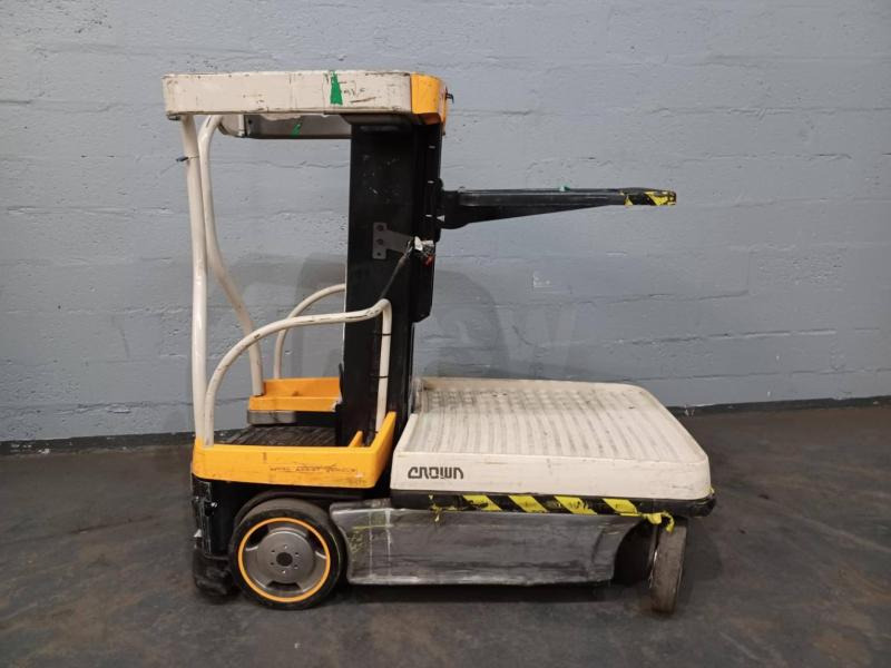 Crown WAVE60-118 - Pelarlift: bild 2 Crown WAVE60-118 - Pelarlift: bild 2