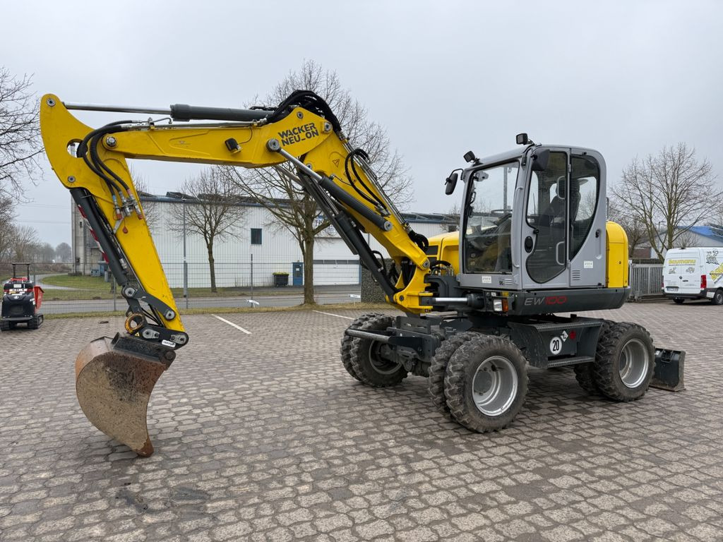 Wacker EW 100, Bj 20, 2050 BH, VA, HS08, TL - Grävmaskin på däck: bild 1 Wacker EW 100, Bj 20, 2050 BH, VA, HS08, TL - Grävmaskin på däck: bild 1
