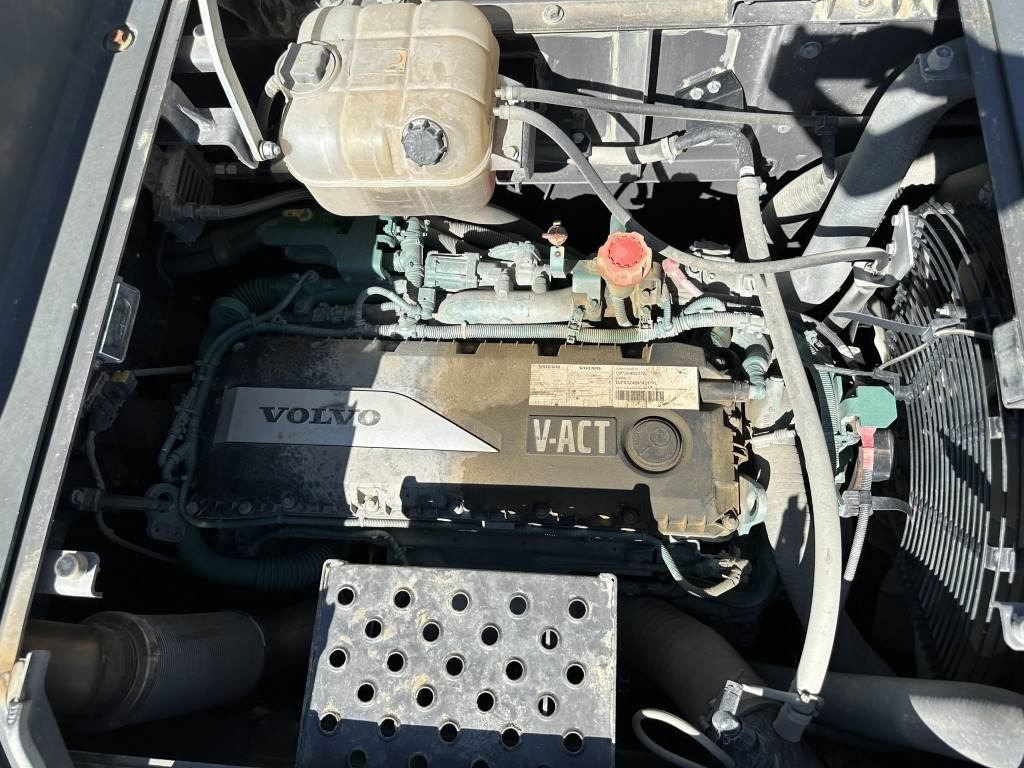 Bandgrävare Volvo EC250ENL: bild 11