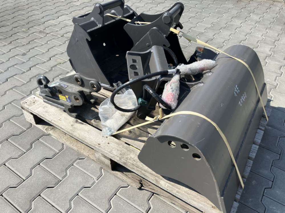 Volvo Löffelset inkl. Schnellwechsler für EC18 - Grävlastare: bild 3 Volvo Löffelset inkl. Schnellwechsler für EC18 - Grävlastare: bild 3