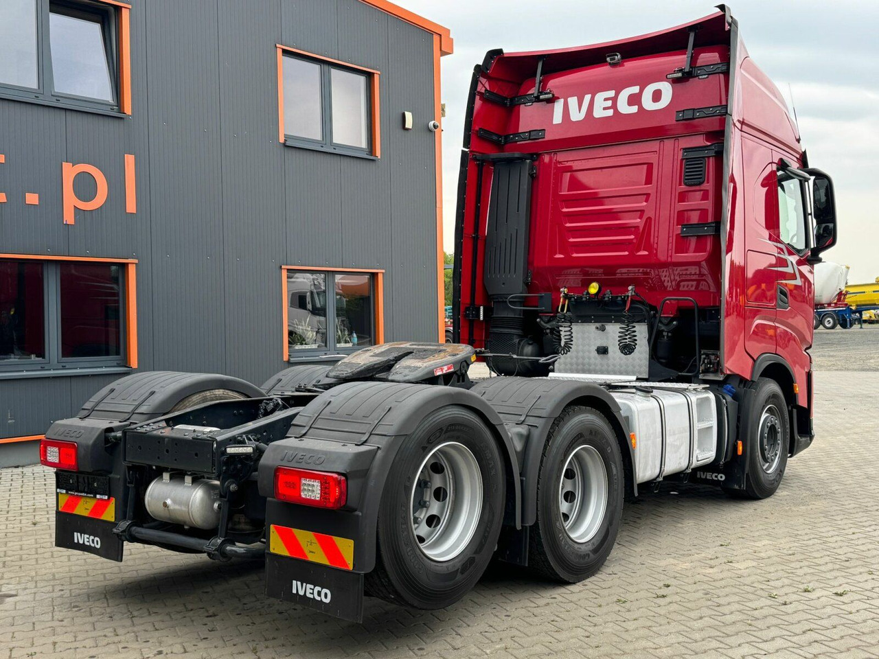 Iveco S-WAY 570 6x2 EURO6 BOOGIE Kipphydraulik - Dragbil: bild 5 Iveco S-WAY 570 6x2 EURO6 BOOGIE Kipphydraulik - Dragbil: bild 5