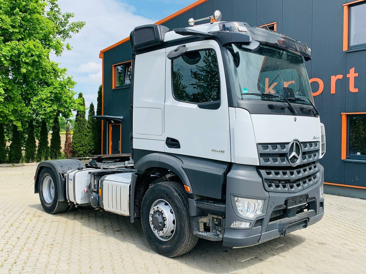 Mercedes-Benz Arocs 1846 LS 4x4 HAD *Kipphyd. Euro6 Blatt/Luft - Dragbil: bild 1 Mercedes-Benz Arocs 1846 LS 4x4 HAD *Kipphyd. Euro6 Blatt/Luft - Dragbil: bild 1