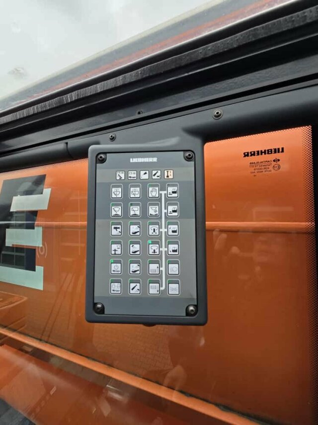 Liebherr LTM 1070-4.2 Autokran mit Spitze *TOP Zustand - Allterrängkran: bild 2 Liebherr LTM 1070-4.2 Autokran mit Spitze *TOP Zustand - Allterrängkran: bild 2