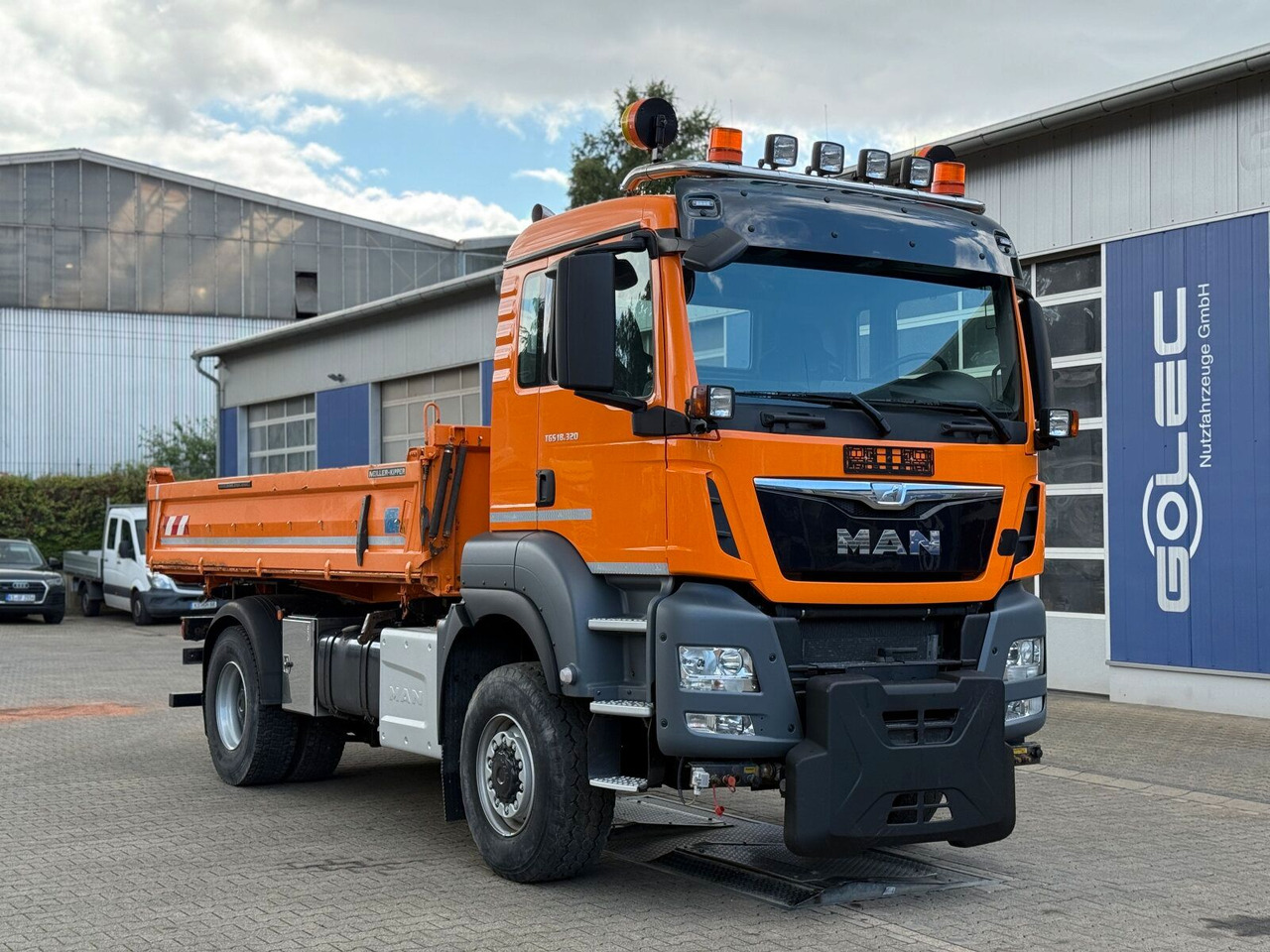 MAN TGS 18.320 4x4 BL Euro 6 Kipper + Winterdienst - Tippbil lastbil: bild 1 MAN TGS 18.320 4x4 BL Euro 6 Kipper + Winterdienst - Tippbil lastbil: bild 1