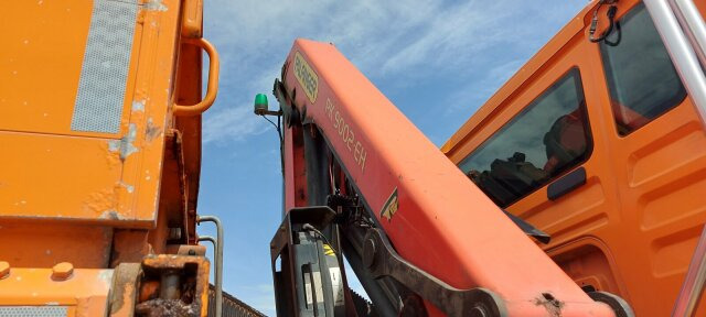 MAN TGS 28.400 6x4-4 Kipper Kran Palfinger PK9002 - Tippbil lastbil, Kranbil: bild 2 MAN TGS 28.400 6x4-4 Kipper Kran Palfinger PK9002 - Tippbil lastbil, Kranbil: bild 2