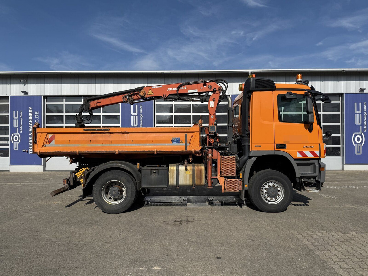 Mercedes-Benz ACTROS 2044 4x4 Kipper Kran ATLAS 65.2 A2L - Tippbil lastbil, Kranbil: bild 2 Mercedes-Benz ACTROS 2044 4x4 Kipper Kran ATLAS 65.2 A2L - Tippbil lastbil, Kranbil: bild 2