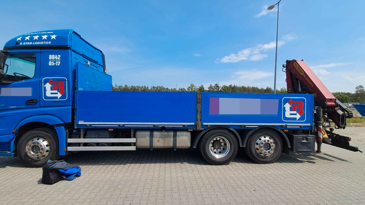 Mercedes-Benz ACTROS 2545 6x2 Pritsche Kran Palfinger PK20001K - Flakbil, Kranbil: bild 2 Mercedes-Benz ACTROS 2545 6x2 Pritsche Kran Palfinger PK20001K - Flakbil, Kranbil: bild 2