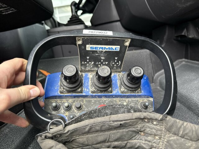 Mercedes-Benz AROCS 2636 6x4 Euro 6 Betonpumpe SERMAC 4Z36 - Betongpump: bild 4 Mercedes-Benz AROCS 2636 6x4 Euro 6 Betonpumpe SERMAC 4Z36 - Betongpump: bild 4