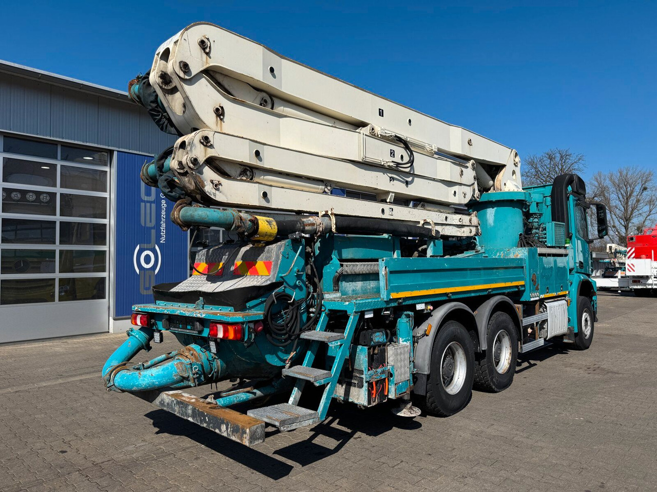 Mercedes-Benz AROCS 2844 6x4 Euro 6 Betonpumpe SERMAC 5Z33 - Betongpump: bild 4 Mercedes-Benz AROCS 2844 6x4 Euro 6 Betonpumpe SERMAC 5Z33 - Betongpump: bild 4