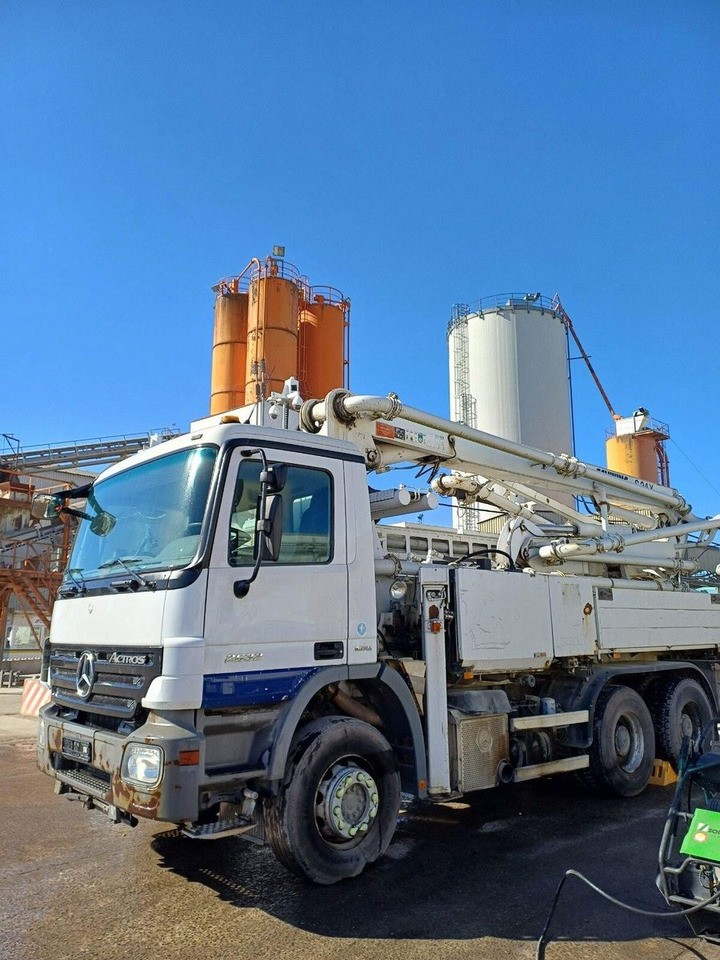 Mercedes-Benz Actros 2632 6x4 Betonpumpe Schwing S24X - Betongpump: bild 2 Mercedes-Benz Actros 2632 6x4 Betonpumpe Schwing S24X - Betongpump: bild 2