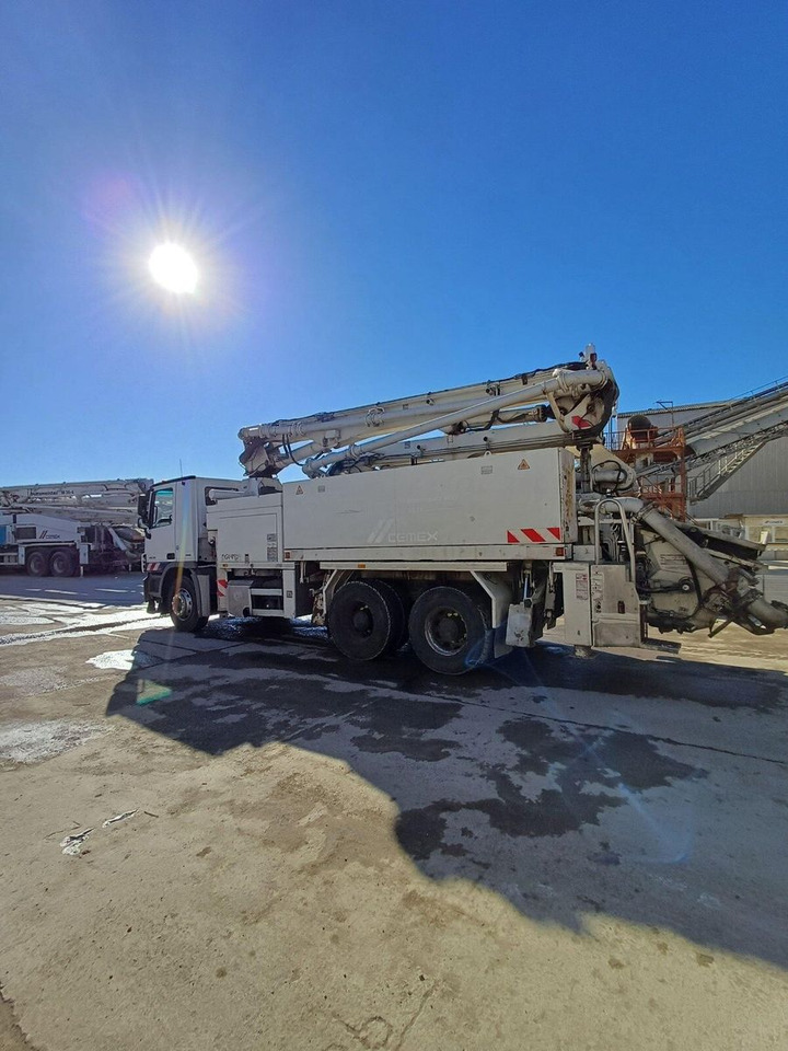 Mercedes-Benz Actros 2636 6x4 Betonpumpe Putzmeister 24-4 16H - Betongpump: bild 3 Mercedes-Benz Actros 2636 6x4 Betonpumpe Putzmeister 24-4 16H - Betongpump: bild 3