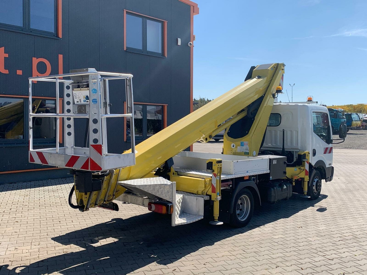 Billift Nissan Cabstar 4x2 Ruthmann Steiger TB 270: bild 8