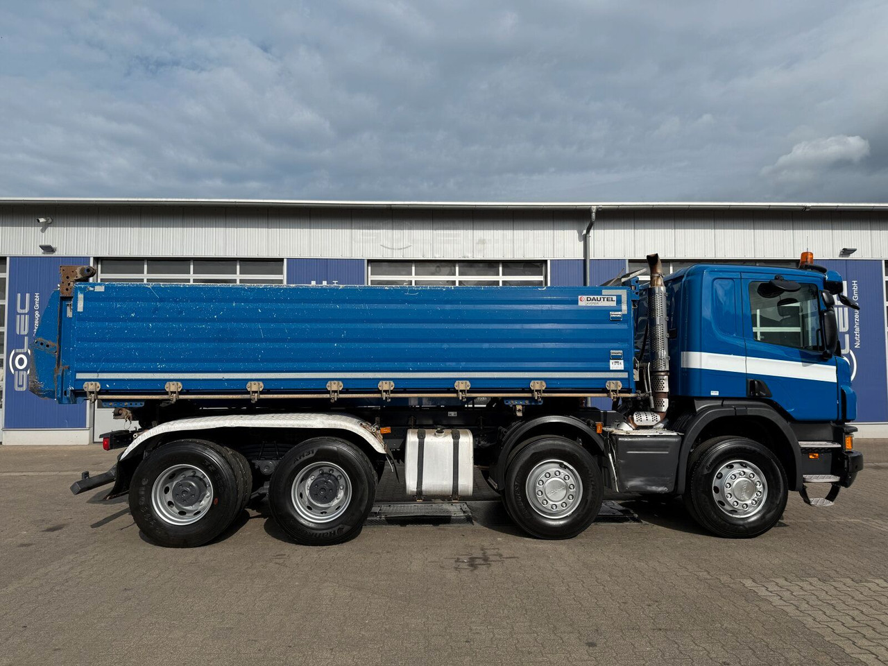 Scania P 410 8x4 Dreiseitenkipper DAUTEL - Tippbil lastbil: bild 3 Scania P 410 8x4 Dreiseitenkipper DAUTEL - Tippbil lastbil: bild 3