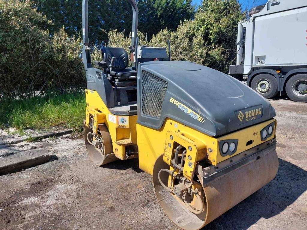 Bomag BW 120 AD-5 - Asfaltvält: bild 1 Bomag BW 120 AD-5 - Asfaltvält: bild 1