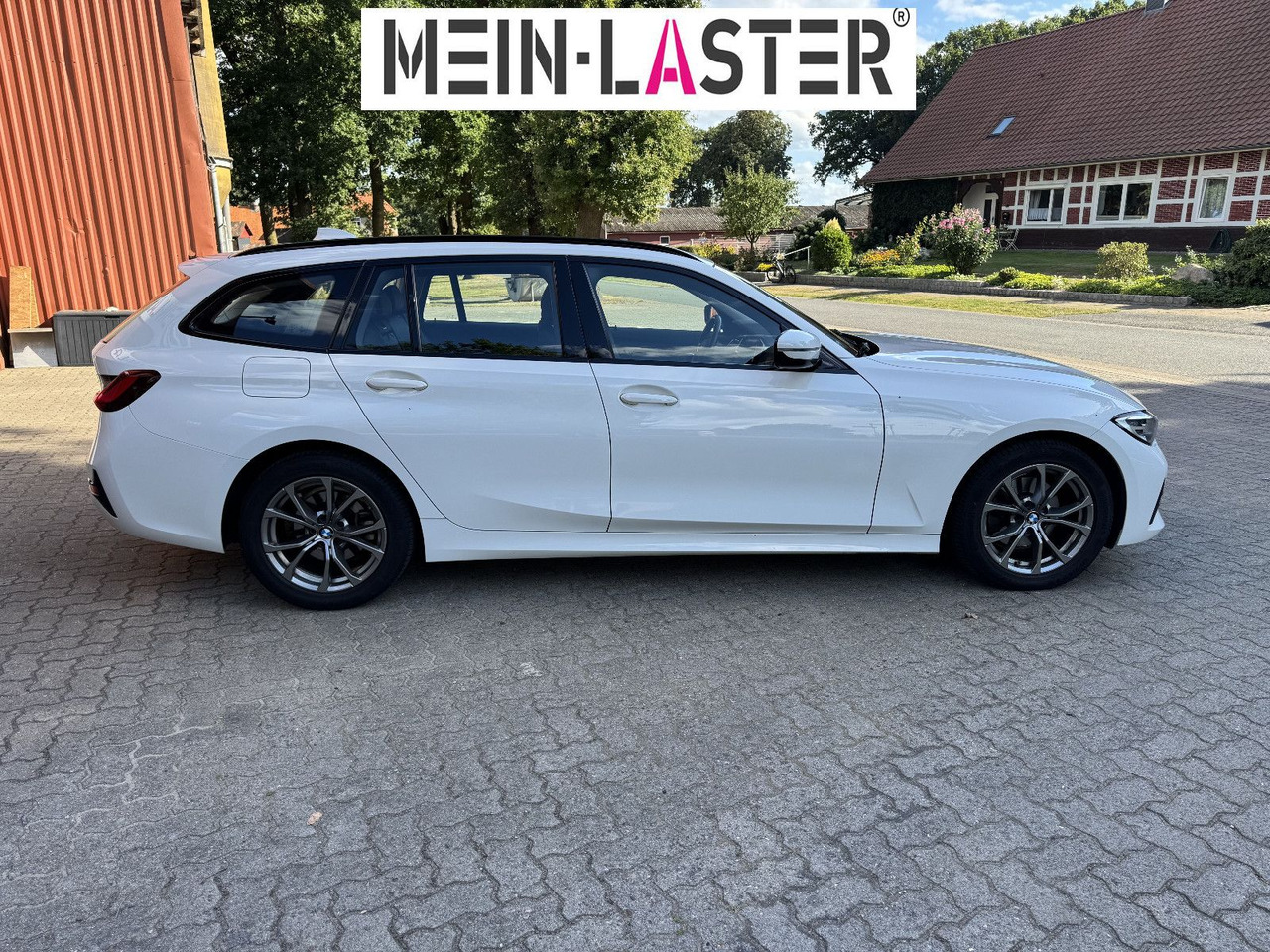 BMW 320 d xDrive touring Sport Line shadow AHK - Kombi: bild 5 BMW 320 d xDrive touring Sport Line shadow AHK - Kombi: bild 5