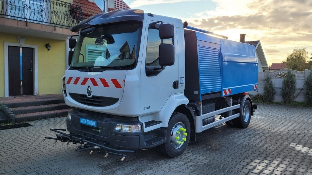 Renault Midlum WATER STREET CLEANER 8000l. laveuse - Utility/ Specialfordon: bild 2 Renault Midlum WATER STREET CLEANER 8000l. laveuse - Utility/ Specialfordon: bild 2