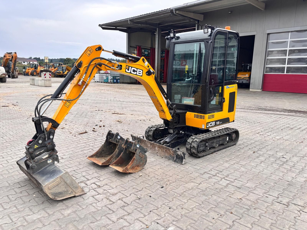 JCB 19C-1 - Minigrävmaskin: bild 1 JCB 19C-1 - Minigrävmaskin: bild 1