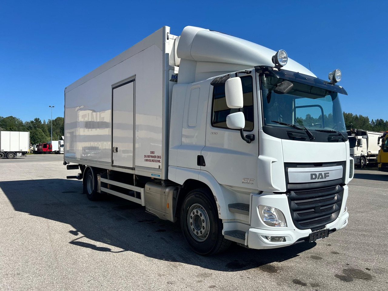 DAF CF330 - Kylbil lastbil: bild 1 DAF CF330 - Kylbil lastbil: bild 1