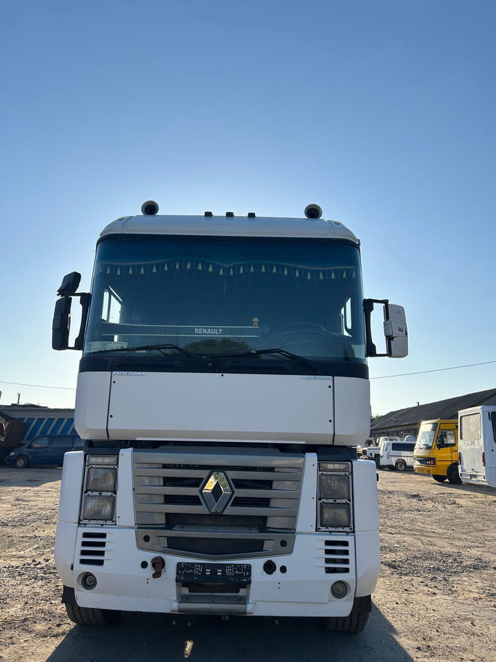 RENAULT Magnum 390 - Dragbil: bild 2 RENAULT Magnum 390 - Dragbil: bild 2