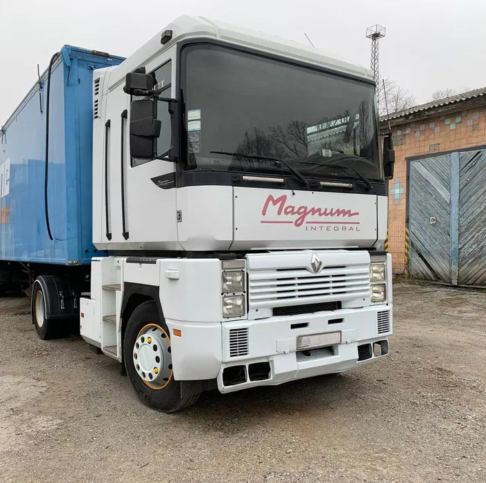 RENAULT Magnum 390 - Dragbil: bild 1 RENAULT Magnum 390 - Dragbil: bild 1