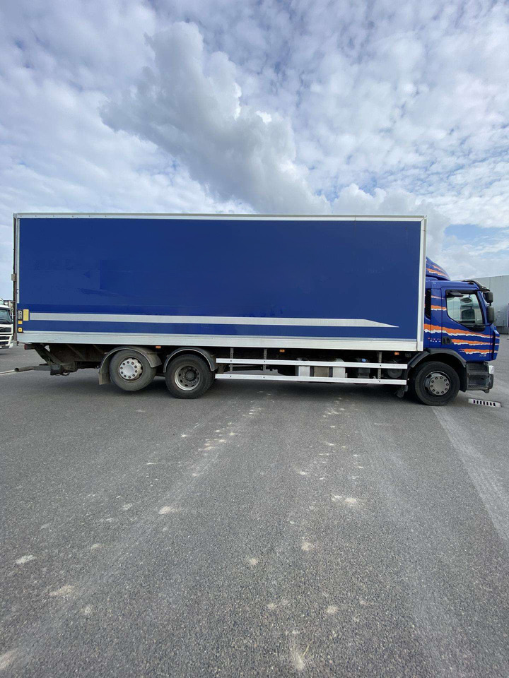 RENAULT Premium 320 - Lastbil med skåp: bild 4 RENAULT Premium 320 - Lastbil med skåp: bild 4