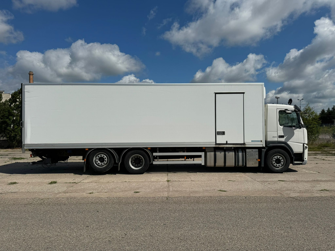 VOLVO FM330 - Kylbil lastbil: bild 4 VOLVO FM330 - Kylbil lastbil: bild 4