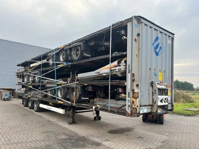 Krone multiple 2014 & 2015 XL P400 mega huckepack curtain sided trailer stacks - Skåp semitrailer: bild 1 Krone multiple 2014 & 2015 XL P400 mega huckepack curtain sided trailer stacks - Skåp semitrailer: bild 1