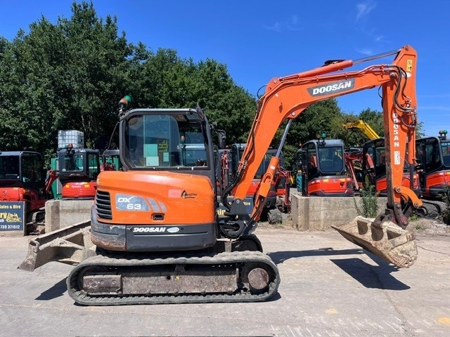 Doosan DX 63-3 - Minigrävmaskin: bild 1 Doosan DX 63-3 - Minigrävmaskin: bild 1