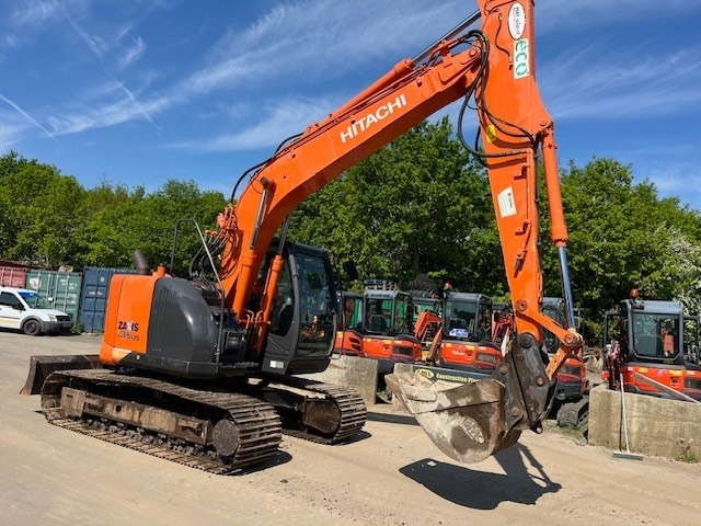 Hitachi ZX 135 US 5-B - Bandgrävare: bild 3 Hitachi ZX 135 US 5-B - Bandgrävare: bild 3
