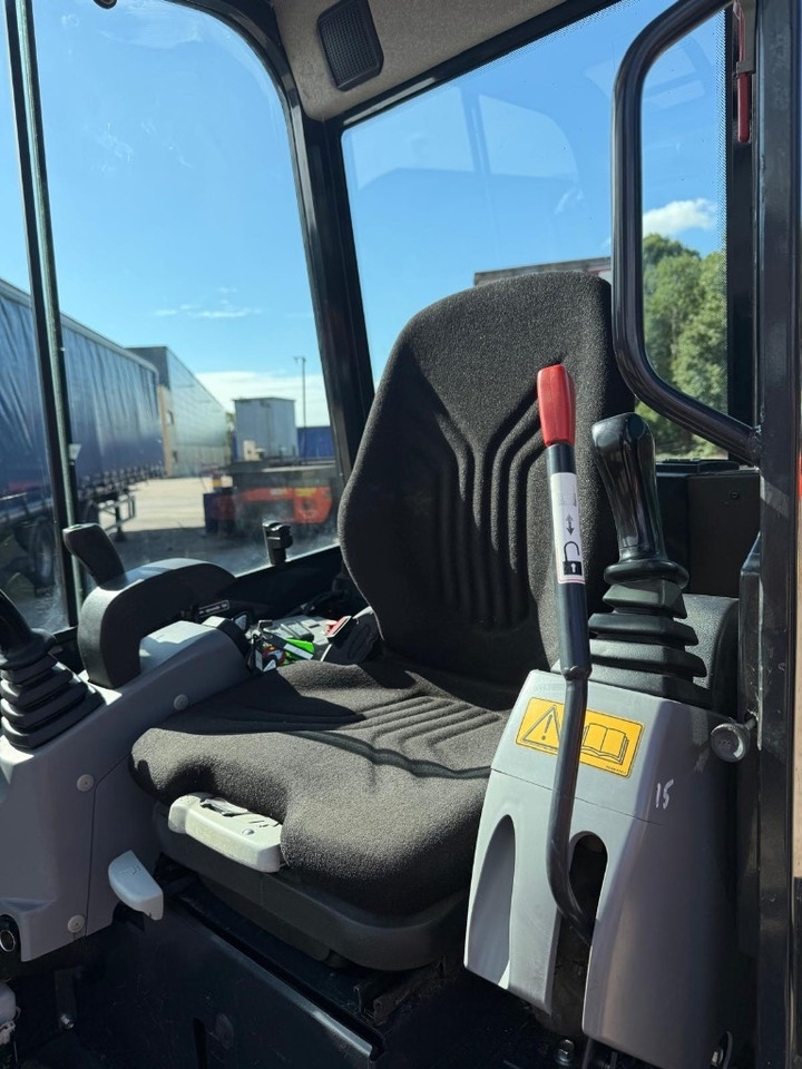 Minigrävmaskin Kubota U 27-4: bild 9