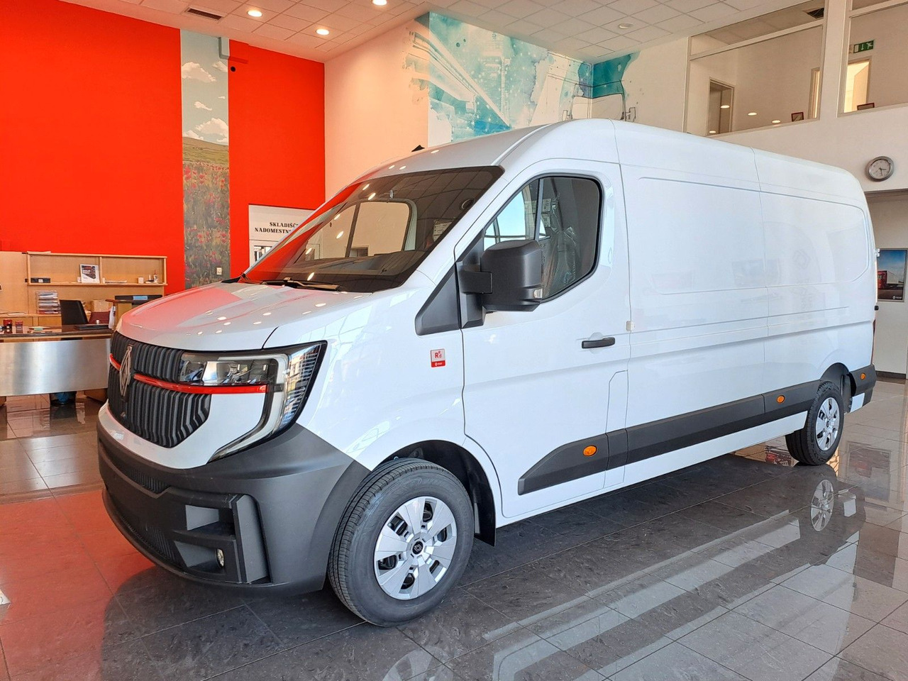Renault Master L3H2 150 - NAV Klimaaut. Holzb. 270° - Skåpbil: bild 1 Renault Master L3H2 150 - NAV Klimaaut. Holzb. 270° - Skåpbil: bild 1