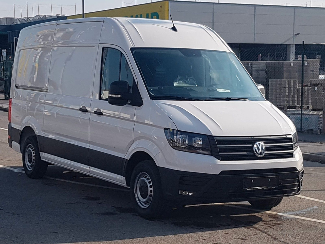Volkswagen Crafter Kasten 35 L3H3-177-AT8-FWD - Skåpbil: bild 2 Volkswagen Crafter Kasten 35 L3H3-177-AT8-FWD - Skåpbil: bild 2
