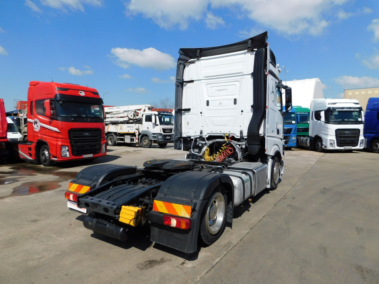 Mercedes Actros - Dragbil: bild 3 Mercedes Actros - Dragbil: bild 3