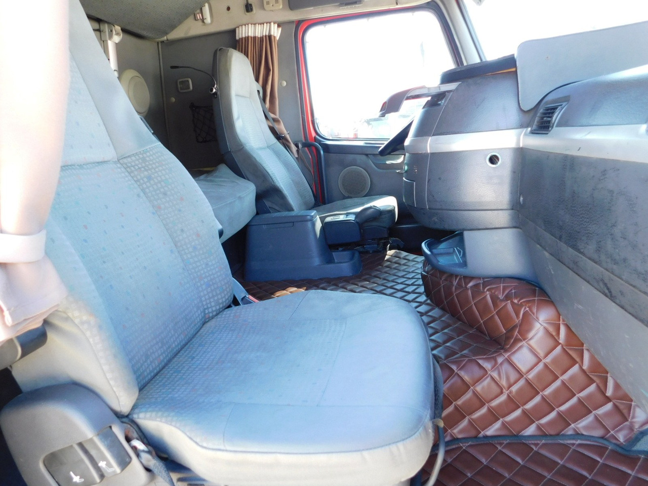 Volvo Fh 12 420 fh42 tb - Dragbil: bild 5 Volvo Fh 12 420 fh42 tb - Dragbil: bild 5