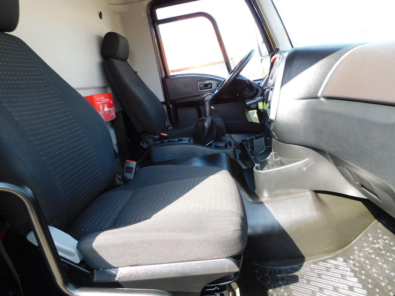 Ford 4142d 8x4 dcab e6 16s2230 - Tippbil lastbil: bild 5 Ford 4142d 8x4 dcab e6 16s2230 - Tippbil lastbil: bild 5