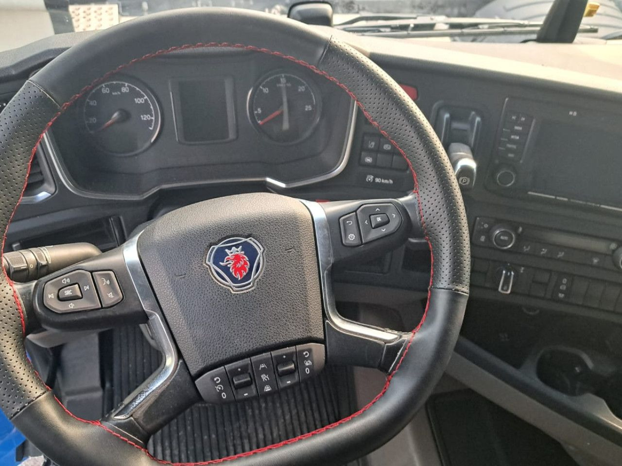 Scania R 450 - Dragbil: bild 5 Scania R 450 - Dragbil: bild 5