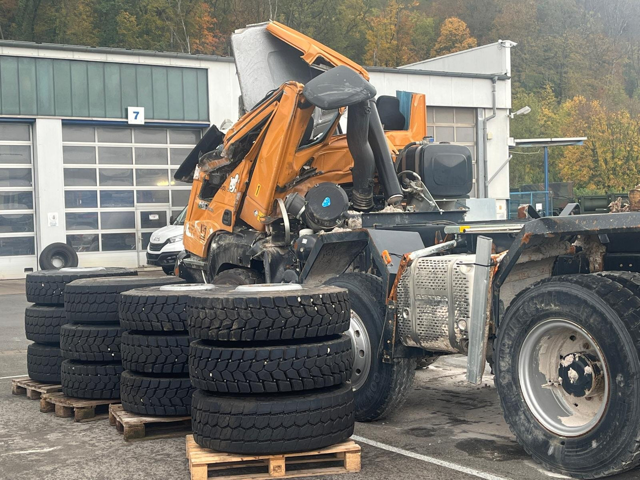 ASTRA HD9 86.50-90 8x6 ASTRA HD9 86.50-90 8x6, Unfallschaden, Cursor 13 - Chassi lastbil: bild 1 ASTRA HD9 86.50-90 8x6 ASTRA HD9 86.50-90 8x6, Unfallschaden, Cursor 13 - Chassi lastbil: bild 1