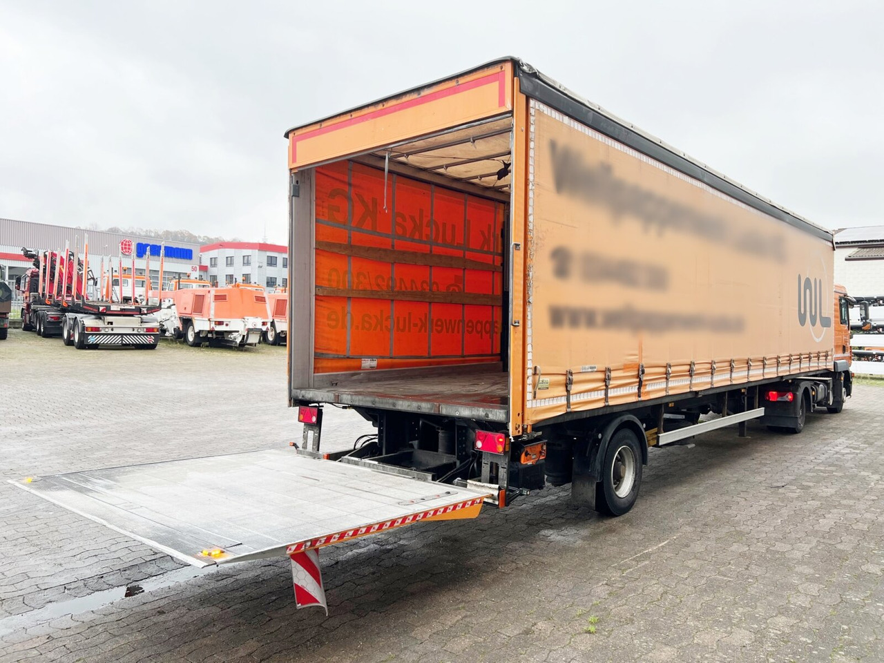 Ackermann PS-F 5.3/10.1 E SPS PS-F 5.3/10.1 E SPS, Edscha-Verdeck, LBW Dhollandia - Kapelltrailer: bild 3 Ackermann PS-F 5.3/10.1 E SPS PS-F 5.3/10.1 E SPS, Edscha-Verdeck, LBW Dhollandia - Kapelltrailer: bild 3