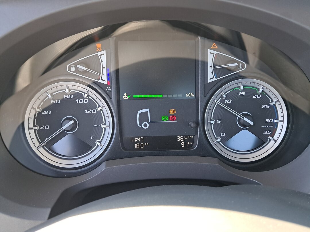 DAF LF 290 FA 4x2 LF 290 FA 4x2, Nebenantrieb, Navi, Abrollanlage HYVA T12-45 - Lastväxlare lastbil: bild 2 DAF LF 290 FA 4x2 LF 290 FA 4x2, Nebenantrieb, Navi, Abrollanlage HYVA T12-45 - Lastväxlare lastbil: bild 2